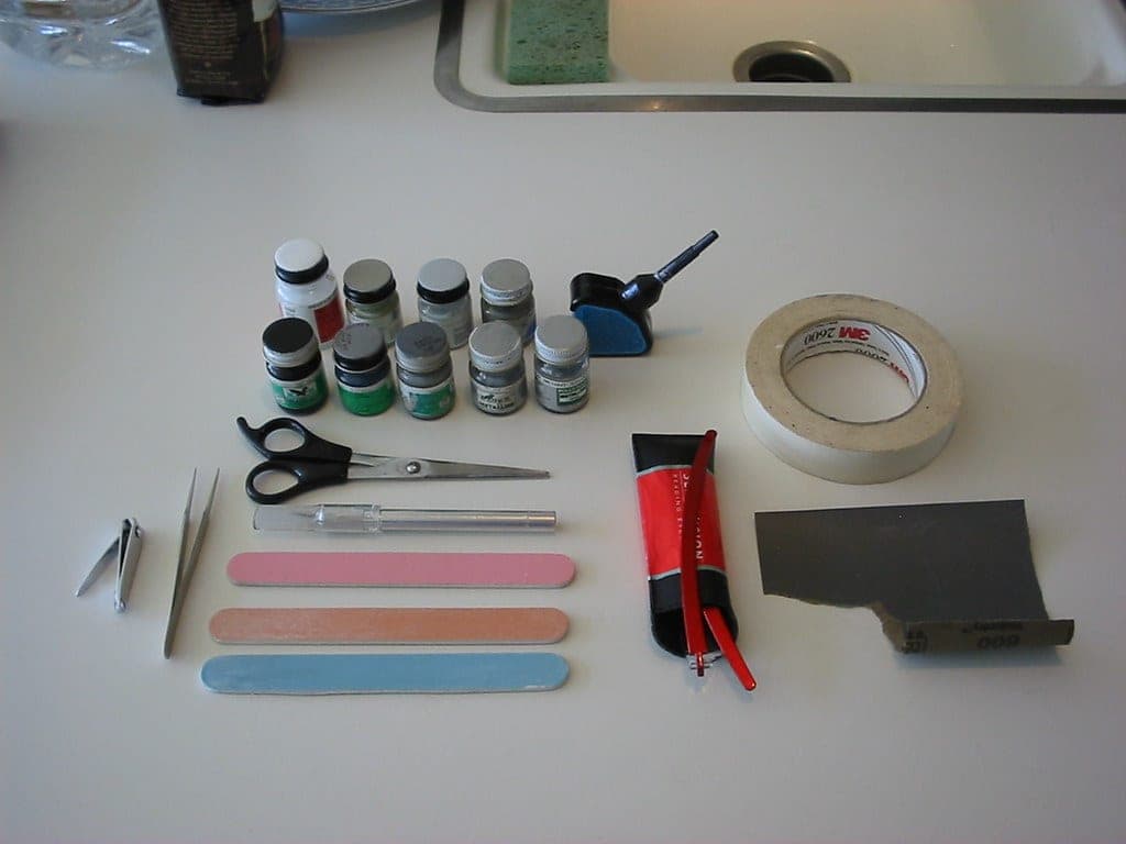 Curved-tip stainless steel tweezers
